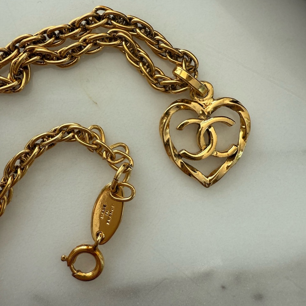 Chanel Vintage Heart Shape CC Logo Cut Out Pendant  Necklace - Picture 3 of 7